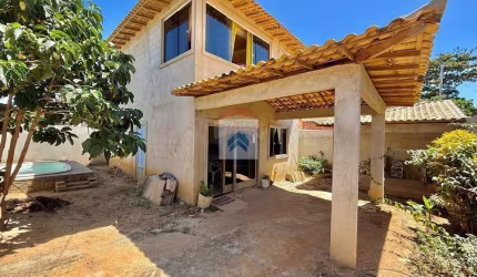 Casa à venda em Cabo Frio, Terramar (Tamoios), com 2 quartos, com 180 m²