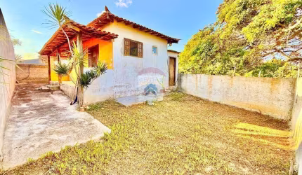 Casa à venda em Armação dos Búzios, Vila Verde, com 2 quartos, com 72 m²