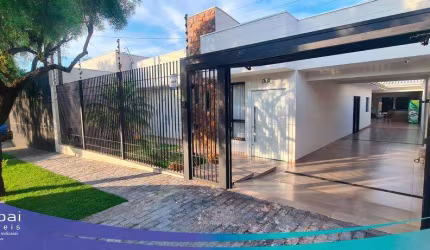 Casa à venda em Maringá, Jardim Cidade Monções, com 3 quartos, com 217 m