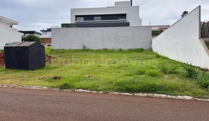Terreno à venda em Maringá, Chácaras Aeroporto, com 400 m , Ecogarden Residence