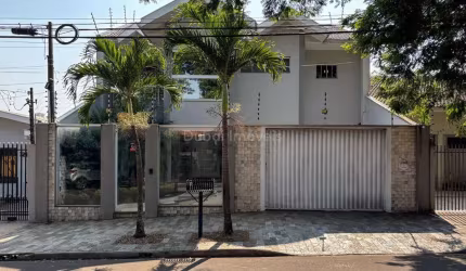 Sobrado à venda, com 547m  no Jardim Internorte, MARINGA - PR por R  2.600.000,00