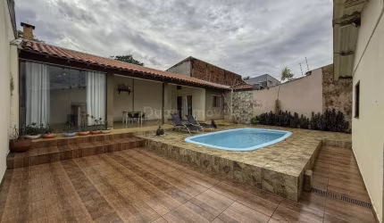Casa localizada no  CONJUNTO RESIDENCIAL JOAO DE BARRO CIDADE CANÇAO