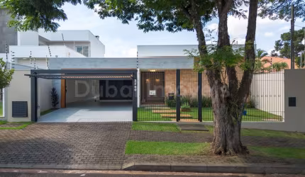 Casa de Alto Padrão  Mais do que uma casa, um refúgio exclusivo.