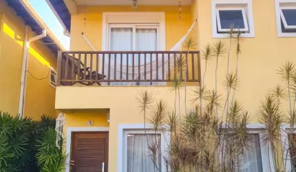 Casa em Condomínio na Praia de Juquehy - À VENDA
