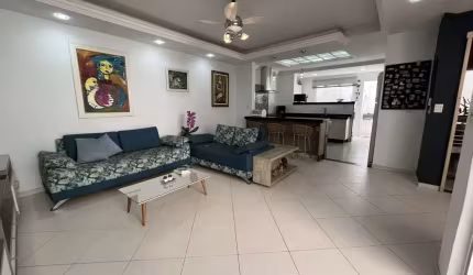 Casa para Venda em Volta Redonda, Aterrado, 4 dormitórios, 1 suíte, 3 banheiros, 2 vagas