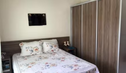 'OPORTUNIDADE! Sobrado 3 Dorms + Suíte na Zona Leste - 3 Vagas, Churrasqueira e Quintal