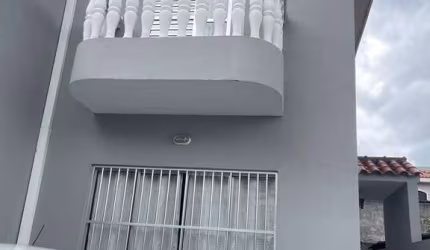 Lindo Sobrado totalmente reformado R$ 649.000,00 Jardim Satélite 03 dormitórios sendo 01 suite  2 vagas