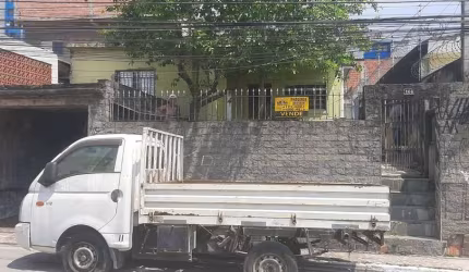 Casa R$ 450.000,00 Interlagos / IV Centenário - 2 Dormitórios Aceita financiamento