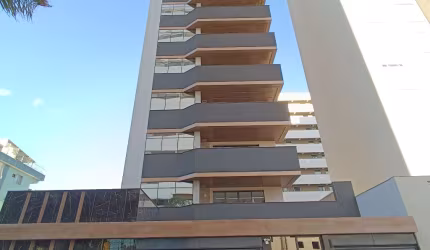 Elegância em Cada Detalhe – 4 Suítes e Ambientes Amplos com 295m²
