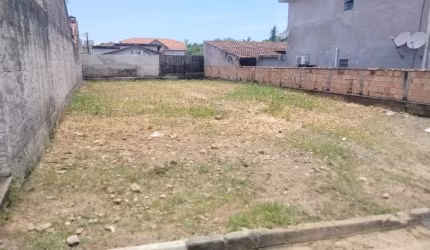 Venda de um Terreno no Jd. Brasil. Excelente localização e topografia plana