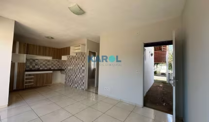 Casa em condomínio fechado com 2 quartos à venda no Aclimação, Uberlândia , 130 m2 por R$ 320.000
