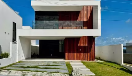Duplex - novo com 3 suítes - Condomínio Monte Carlo