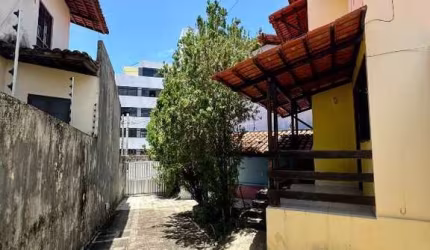 Duplex para aluguel - atrás do via direta com 3 quartos