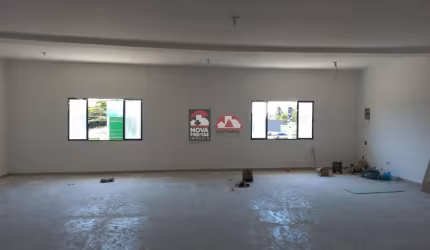 Comercial Sala em Caraguatatuba