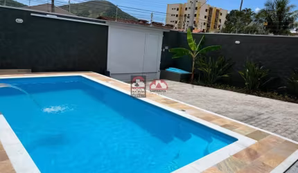 Casa com 1 suíte, 2 dormitórios, piscina e área gourmet na Martim de Sá