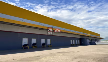 Comercial Galpão em Condomínio em Pindamonhangaba