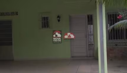 Casa Sobrado Padrão em São José dos Campos