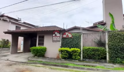Locação de Sobrado em Condomínio no Bairro Massaguaçú