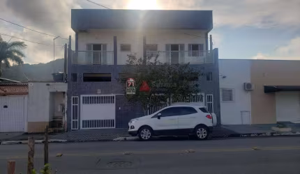 Comercial Sobrado em Caraguatatuba