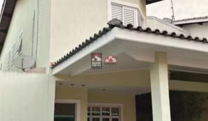Casa Sobrado Condomínio em Jacareí