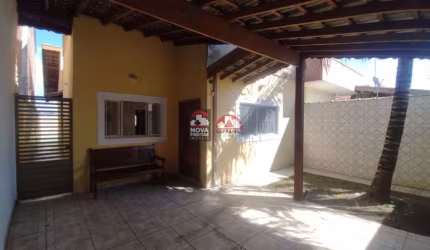 Casa à Venda no Parque das Palmeiras