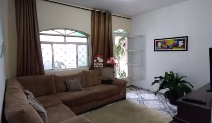 Casa Sobrado Padrão em Caçapava