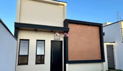 Casa à Venda no Bairro Santa Clara - Pindamonhangaba