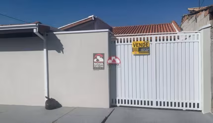 Casa à Venda no Residencial Carangola