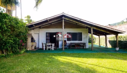 Casa Padrão em Caraguatatuba