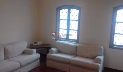 Casa Sobrado Padrão em São José dos Campos