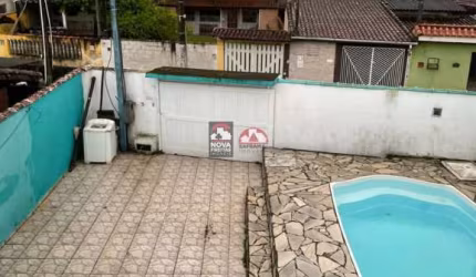 SOBRADO COM PISCINA - MORRO DO ALGODÃO - CARAGUATATUBA/SP