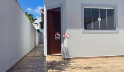 Casa ampla à venda no Ipê I