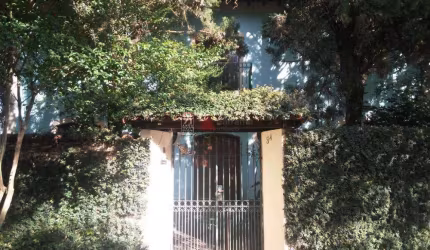 Casa Sobrado Padrão em São José dos Campos