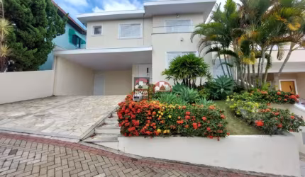 Casa Sobrado Condomínio em São José dos Campos