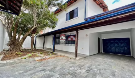 Sobrado á venda com 4 dormitórios, 242m² - Bosque dos Eucaliptos - São José dos Campos/SP