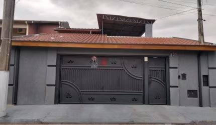 Casa Padrão em Pindamonhangaba