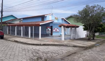 Casa Padrão em Caraguatatuba