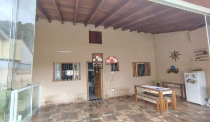 Casa Padrão em Caraguatatuba