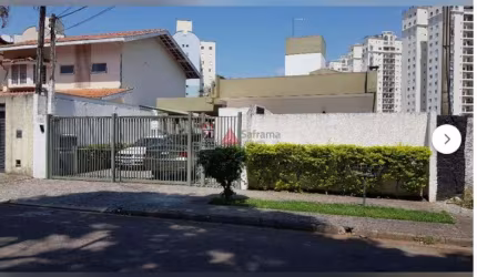 Casa com Piscina à venda no Jardim Esplanada
