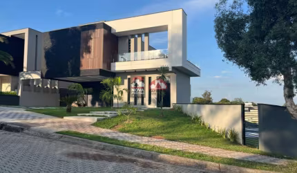 Casa Sobrado Padrão em São José dos Campos