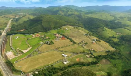 Terreno Padrão em Condomínio em Paraibuna