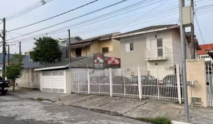Casa Sobrado Padrão em São José dos Campos
