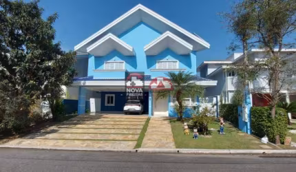 Casa Sobrado Condomínio em Jacareí