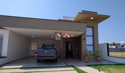 Linda casa à venda no Condominio Malibu em Caçapava 3 Quartos 1 Suíte