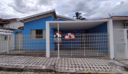 Casa Padrão em Pindamonhangaba
