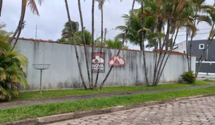 Vendo excelente sobrado de Alto Padrão na Praia das Palmeiras!!!