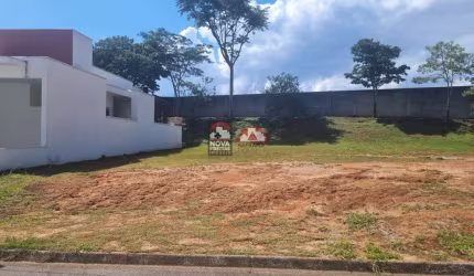 Terreno à Venda no Condomínio Moema Ville