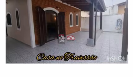 Casa Padrão em Caraguatatuba