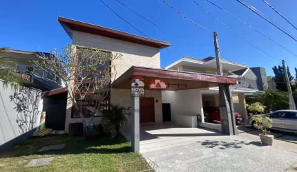 Casa Sobrado Condomínio em São José dos Campos
