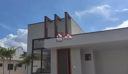 Casa térrea com segurança e lazer!